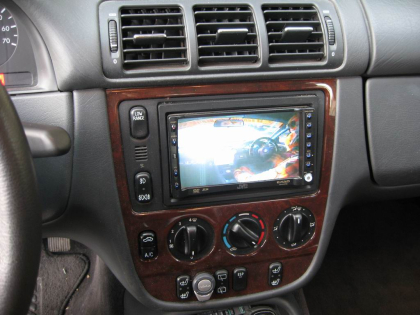Εγκατάσταση Car Cinema JVC KW-AVX800 σε Mercedes ML320.
