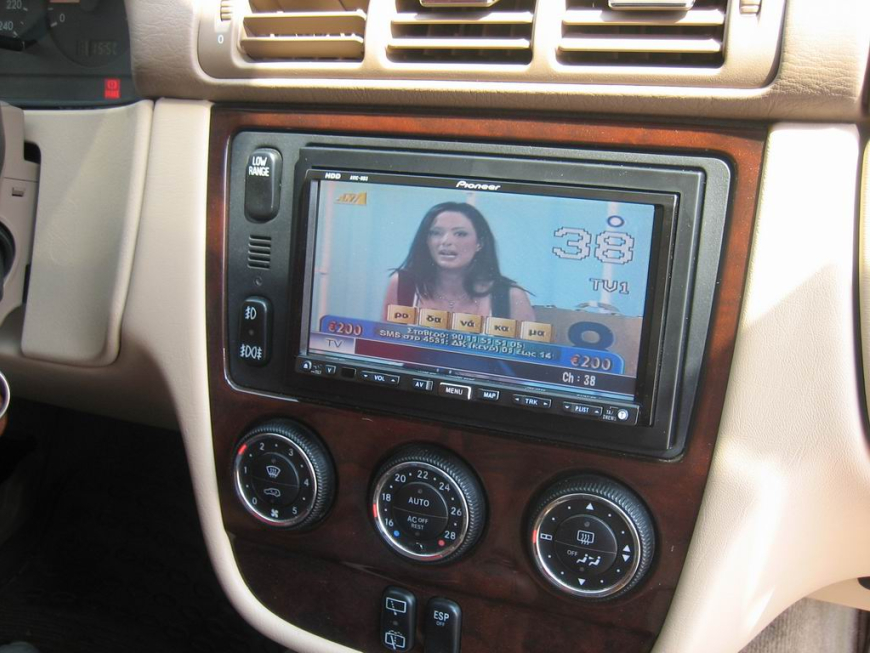 Εγκατάσταση Car Cinema Navigation Pioneer AVIC-HD3BT σε Mercedes ML 320.