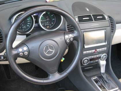 Εγκατάσταση Car Cinema JVC AVX800 σε Mercedes SLK (R171).