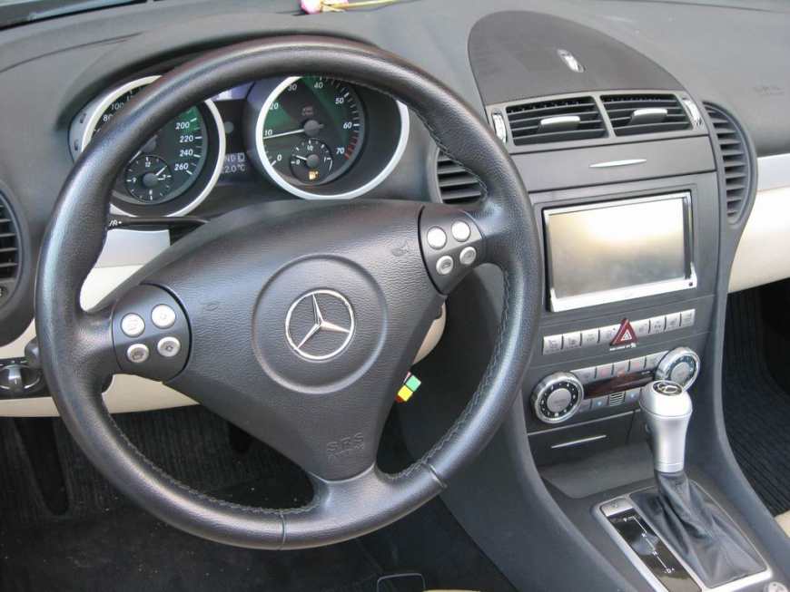 Εγκατάσταση Car Cinema JVC AVX800 σε Mercedes SLK (R171).