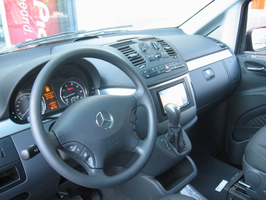 Εγκατάσταση Car Cinema και συστήματος πλοήγησης Kenwood DNX7200 με εξοπλισμό Audiovox σε Mercedes Viano 3.0.