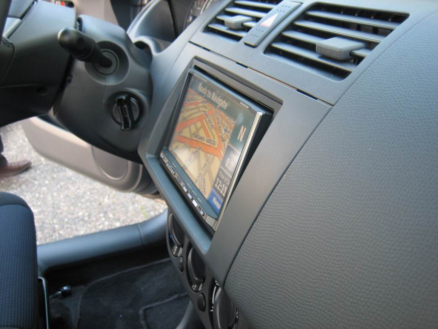 Εγκατάσταση Car Cinema Navigation Kenwood DDX-6029 σε Suzuki Swift