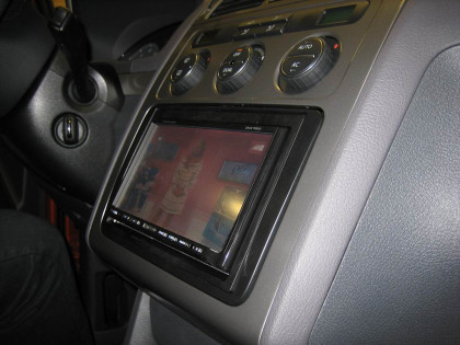 Εγκατάσταση Car Cinema Navigation Kenwood DNX7200 σε Volkswagen Cross Touran.