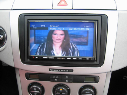 Εγκατάσταση Car Cinema Navigation Kenwood DNX7200 σε Volkswagen Passat 2008.