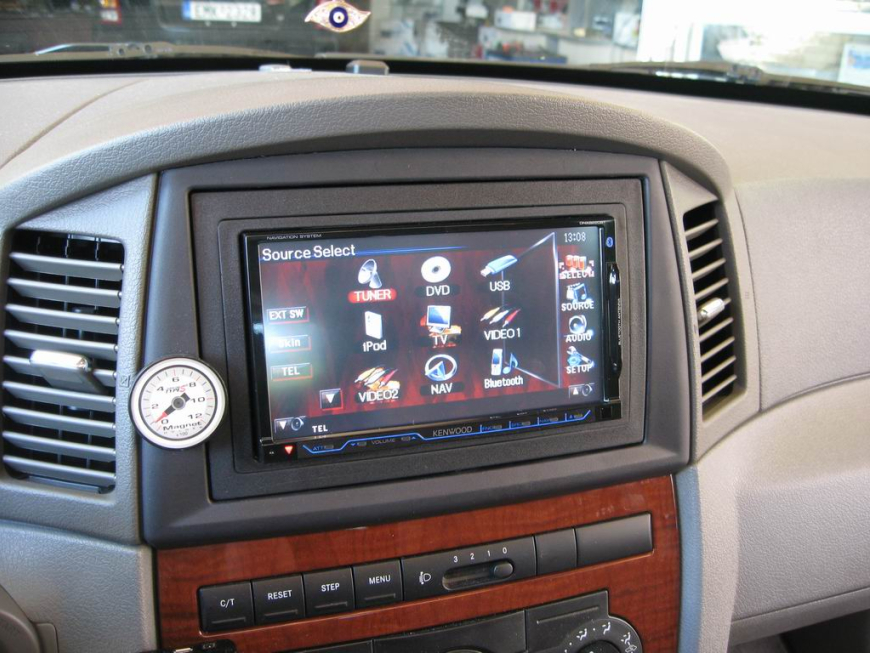Εγκατάσταση Car Cinema Navigation – Kenwood DNX8220BT Grand Cherokee.