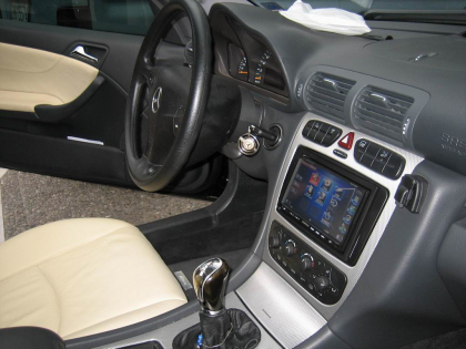 Εγκατάσταση Car Cinema & Navigation Kenwood DNX7200 σε Mercedes C200 Sports Coupe (W203).