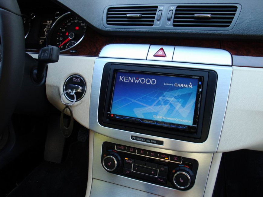 Εγκατάσταση Car Cinema Navigation Kenwood DNX8220BT σε Volkswagen Passat CC 2009