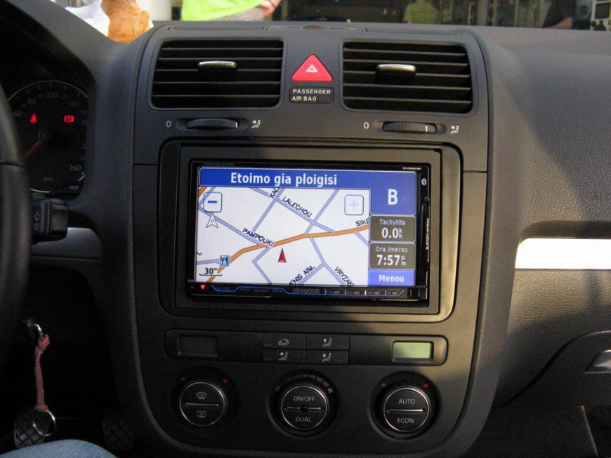 Εγκατάσταση Car Cinema Navigation Kenwood DNX8220BT σε Volkswagen Golf 5