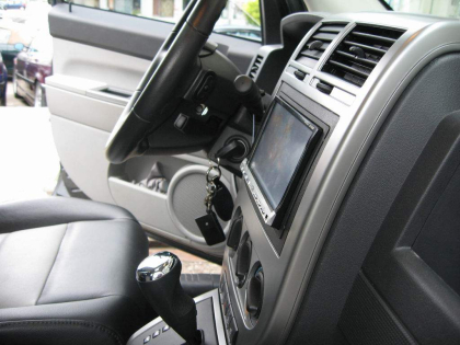 Εγκατάσταση JVC KW AVX 810 σε Jeep Compass.