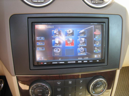 Εγκατάσταση Car Cinema & Navigation Kenwood DNX7200 σε Mercedes ML 350.