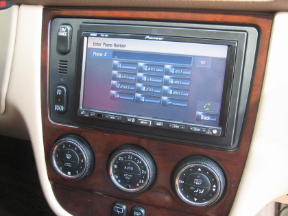 Εγκατάσταση Car Cinema Navigation Pioneer AVIC-HD3BT σε Mercedes ML 320.