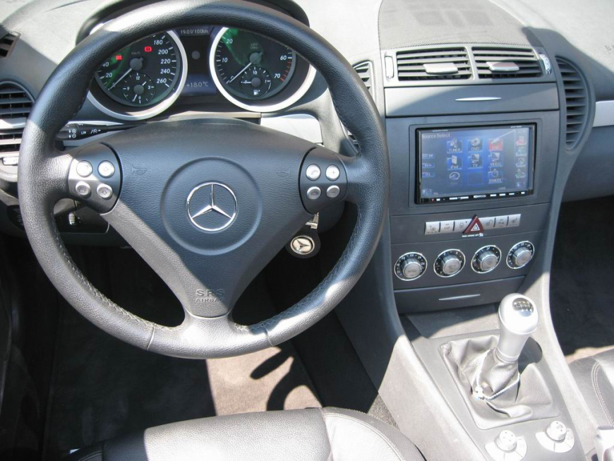 Εγκατάσταση Car Cinema & Navigation Kenwood DNX7200 σε Mercedes SLK (R171).