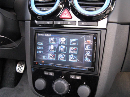 Εγκατάσταση οθόνης 2Din Kenwood σε Opel Corsa OPC