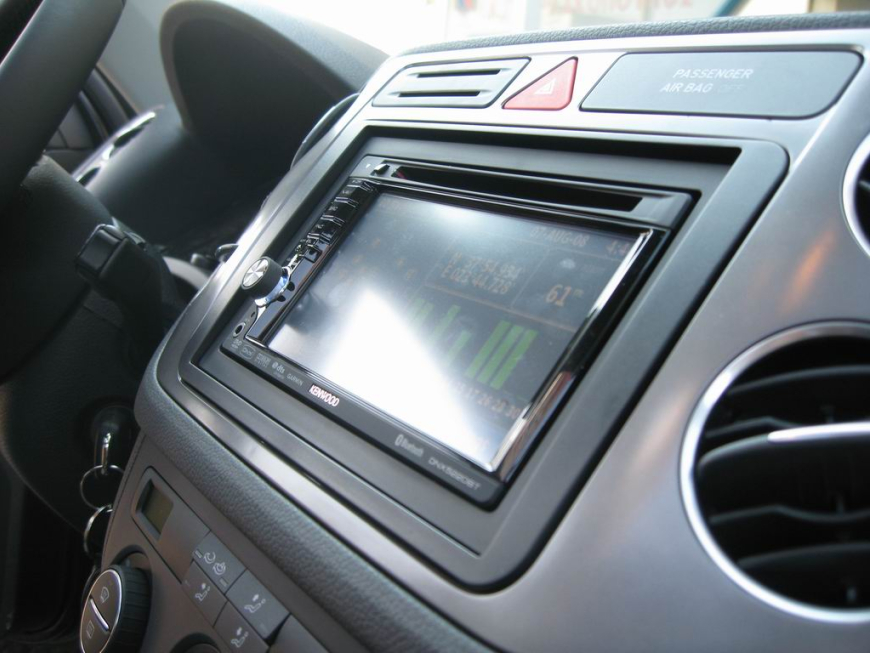 Εγκατάσταση Car Cinema Navigation Kenwood DNX5220BT σε Volkswagen Tiguan