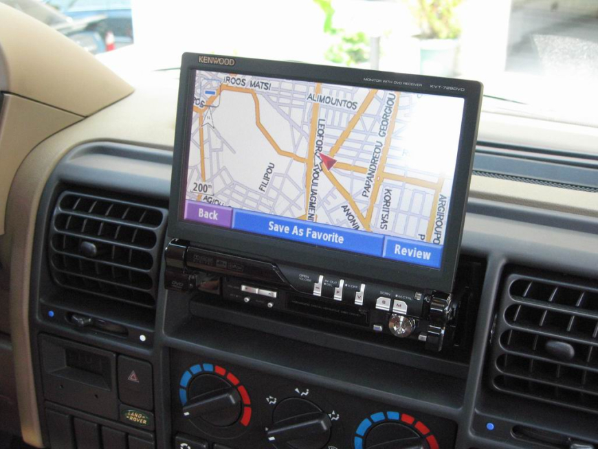 Εγκατάσταση Car Cinema Navigation Kenwood KVT-729DVD & KNA-G520 σε Land Rover