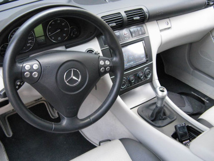 Εγκατάσταση Car Cinema και Navigation Kenwood DNX8220BT σε Mercedes SportsCoupe (W203).