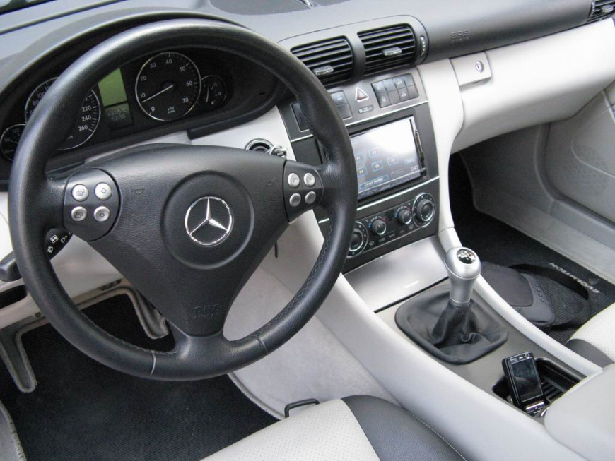 Εγκατάσταση Car Cinema και Navigation Kenwood DNX8220BT σε Mercedes SportsCoupe (W203).