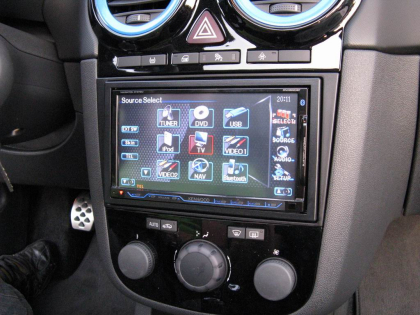 Εγκατάσταση οθόνης 2Din Kenwood σε Opel Corsa OPC
