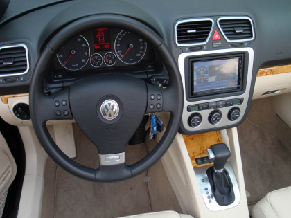 Εγκατάσταση Car Cinema Navigation Kenwood DDX8022BT με Navibox σε Volkswagen Eos