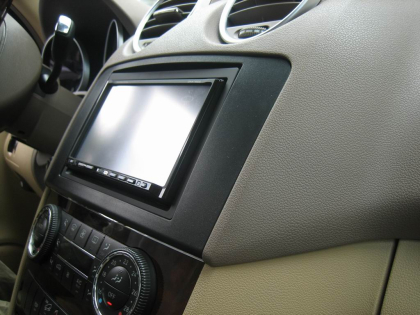 Εγκατάσταση Car Cinema Navigation Kenwood DNX-7200, Xenon Lights & Camera σε Mercedes ML 350 (W164).