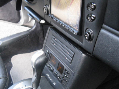 Εγκατάσταση Pioneer NavGate Avic-HD3BT II σε Porsche Boxter 986.