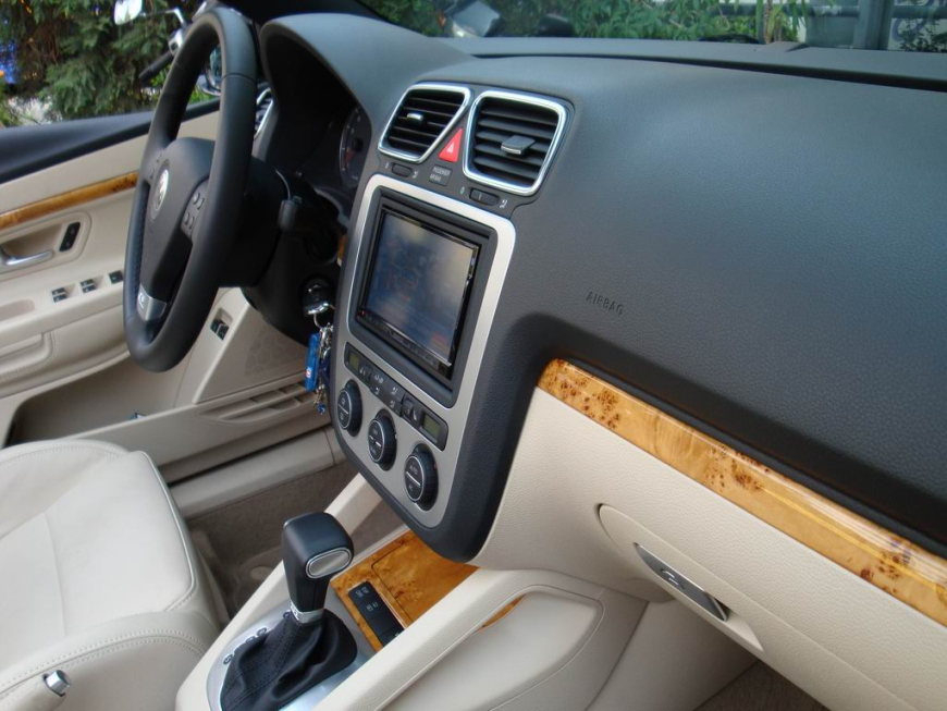 Εγκατάσταση Car Cinema Navigation Kenwood DDX8022BT με Navibox σε Volkswagen Eos