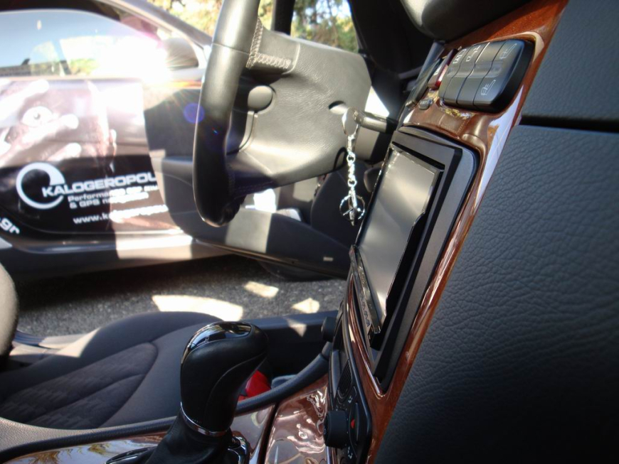 Εγκατάσταση Kenwood DDX8022BT, NaviBox & Destinator σε Mercedes CLK 200 (W209).