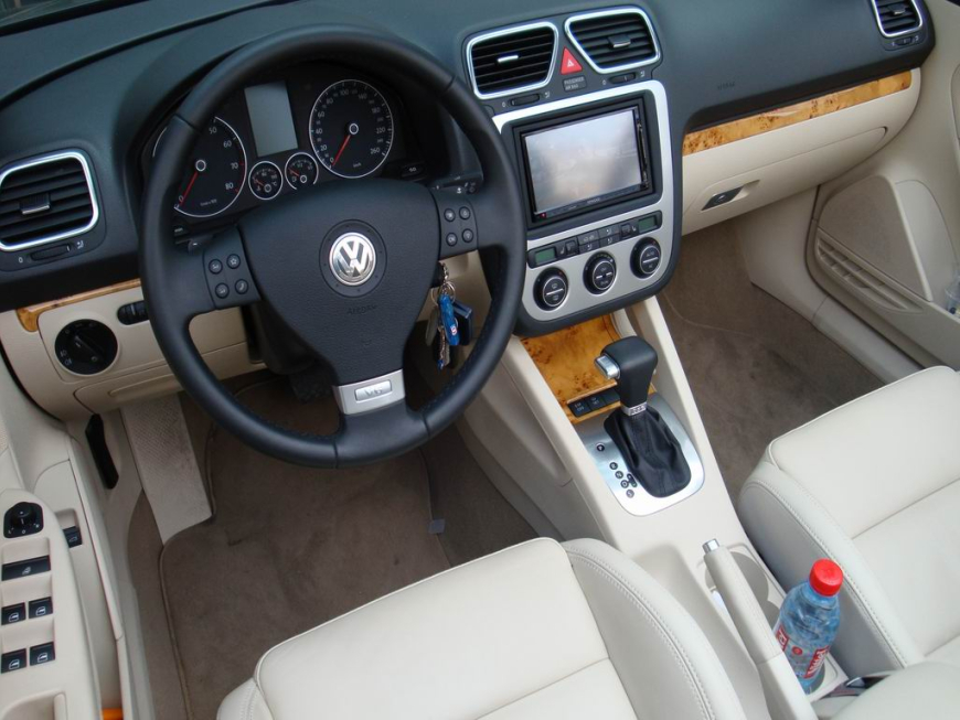 Εγκατάσταση Car Cinema Navigation Kenwood DDX8022BT με Navibox σε Volkswagen Eos