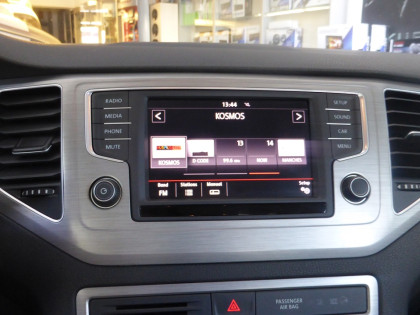 Εγκατάσταση Navigation και Multimedia της Adaptive σε Volkswagen Golf 7 του 2015.