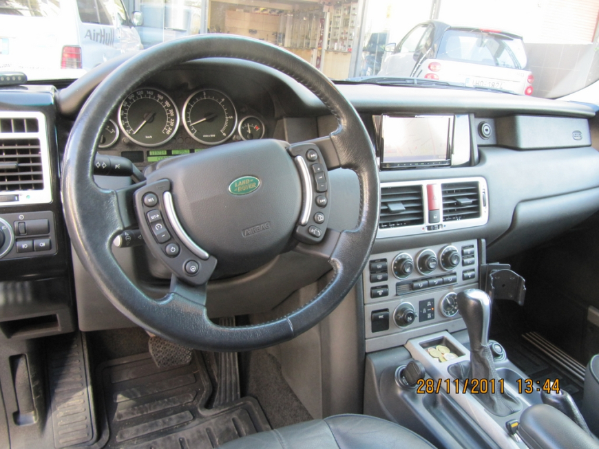 Εγκατάσταση Pioneer AVIC-F20BT Navigation & Rear Entertainment System σε Range Rover SE