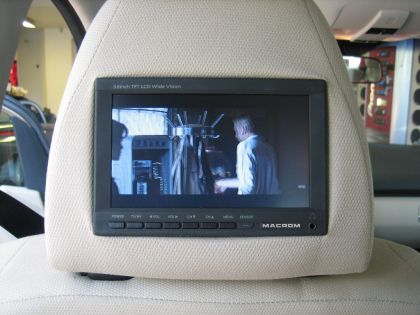 Εγκατάσταση Pioneer AVIC-HD1BT και σύστημα πίσω οθονών Macrom σε Mercedes A 170.