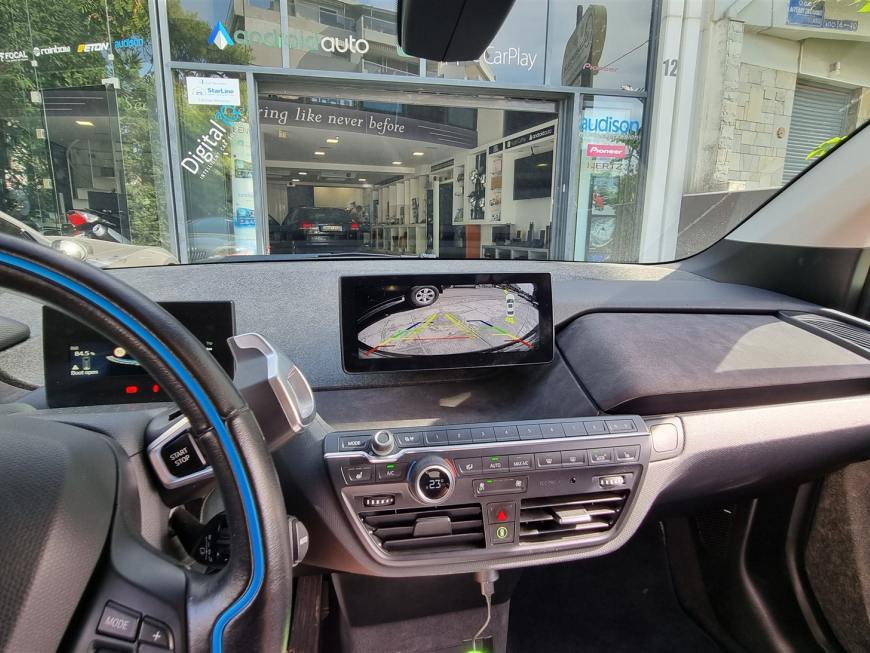 Εγκατάσταση Wireless CarPlay, Android Auto, Rear Camera & Media Player σε BMW i3.