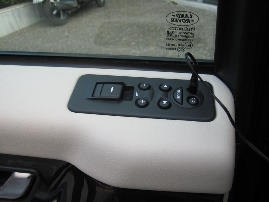 Εγκατάσταση TV Tuner Installation & Factory Screen Unlock σε Range Rover Sport Supercharged 2006.