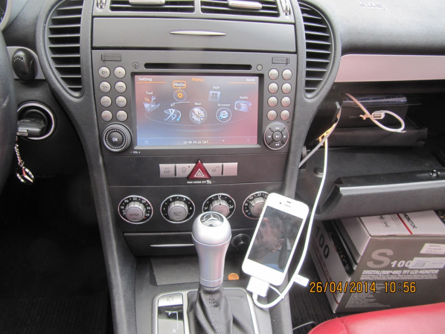 Εγκατάσταση Car Cinema LM C096 σε Mercedes SLK W171.