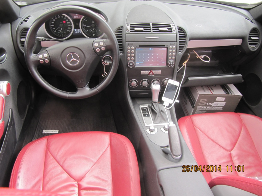 Εγκατάσταση Car Cinema LM C096 σε Mercedes SLK W171.