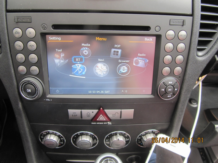 Εγκατάσταση Car Cinema LM C096 σε Mercedes SLK W171.