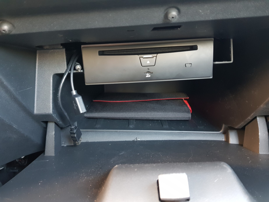 Εγκατάσταση οθόνης σε Citroen C-Elysse