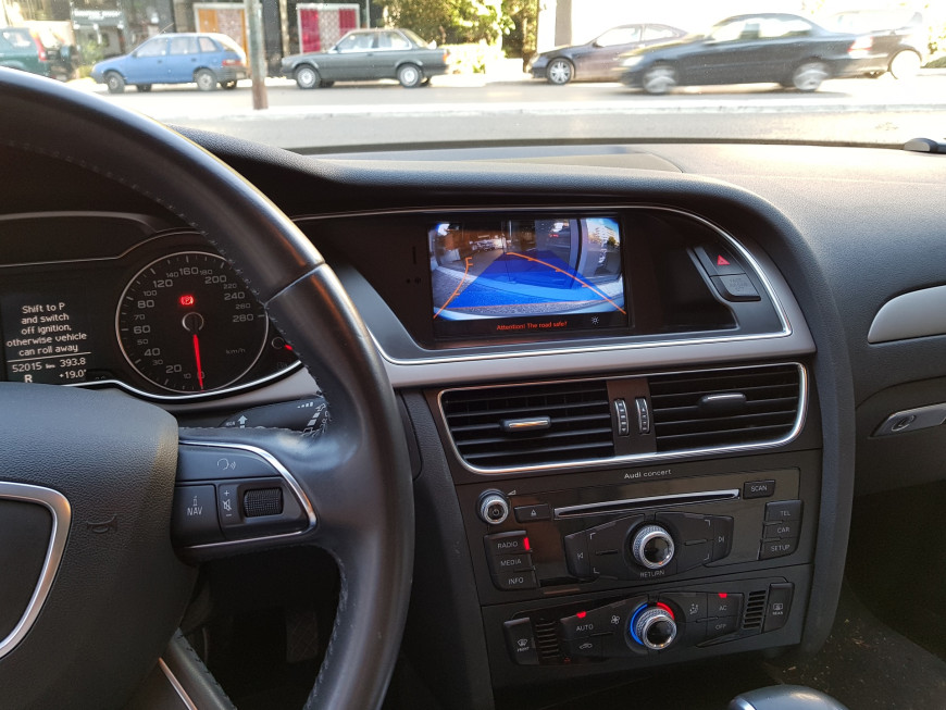 Εγκατάσταση νέας οθόνης σε Audi A4 Allroad Quattro 2.0 του 2012