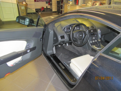 Εγκατάσταση Laser Jammer Blinder σε Aston Martin DB9