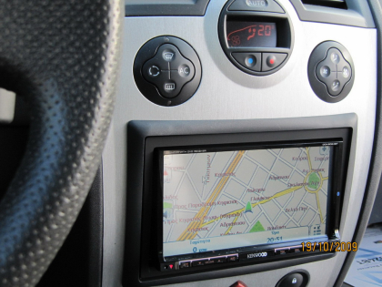 Εγκατάσταση οθόνης 2Din Kenwood σε Renault Megane