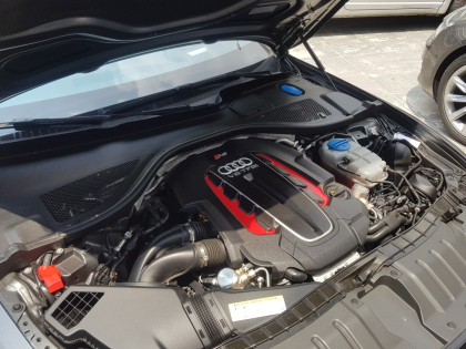 Εγκατάσταση εργοστασιακών καμερών εμπροσθοπορείας και οπισθοπορείας σε Audi RS6