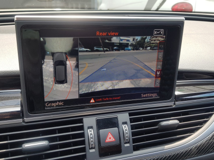 Εγκατάσταση εργοστασιακών καμερών εμπροσθοπορείας και οπισθοπορείας σε Audi RS6