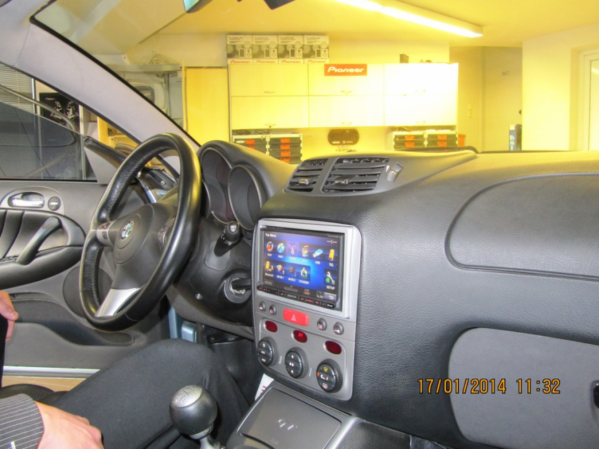 Εγκατάσταση 2DIN Kenwood Οθόνης σε Alfa Romeo GT