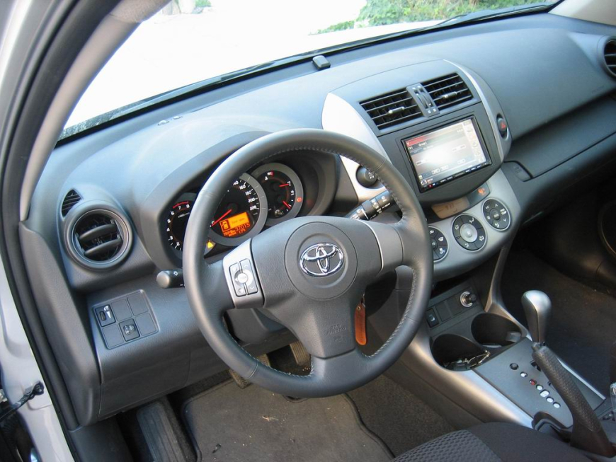 Εγκατάσταση οθόνης 2Din Kenwood σε Toyota Rav-4