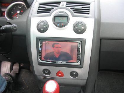 Εγκατάσταση οθόνης 2Din Kenwood σε Renault Megane cabrio