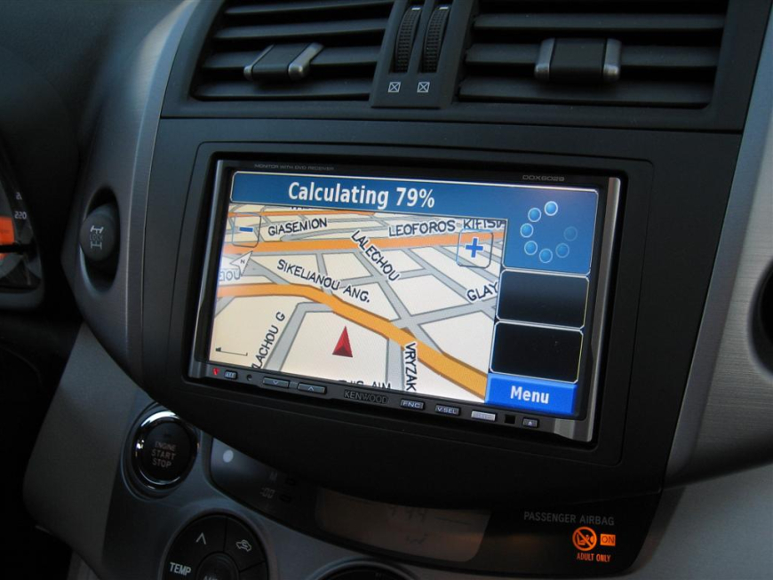 Εγκατάσταση οθόνης 2Din Kenwood σε Toyota Rav-4 του 2006