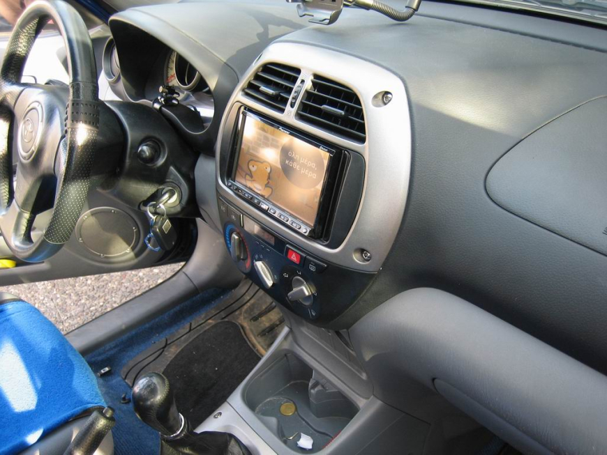 Εγκατάσταση οθόνης 2Din Pioneer σε Toyota Rav-4
