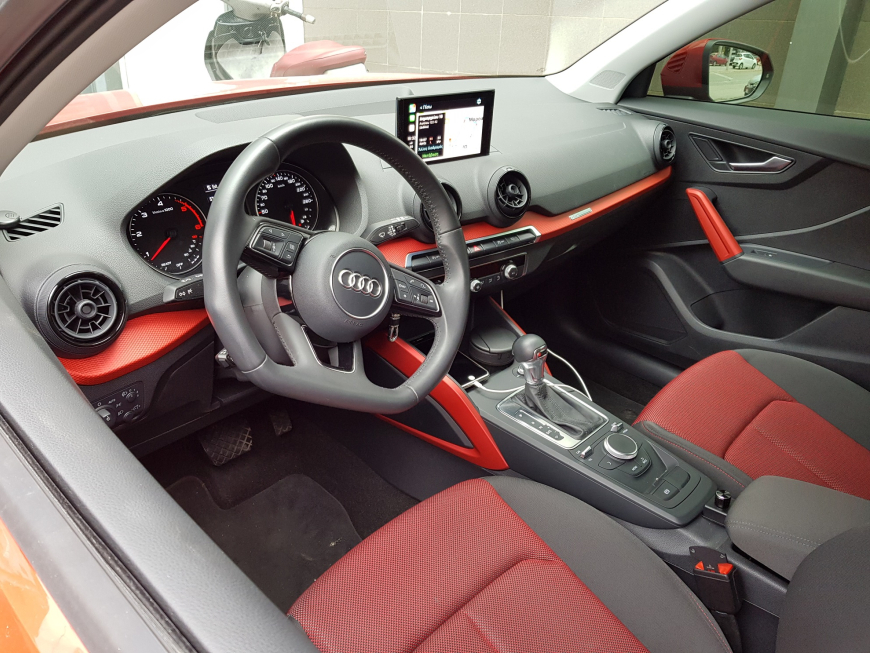 Αναβάθμιση εργοστασιακής οθόνης με Wireless Apple CarPlay/Android Auto σε Audi Q2 GA