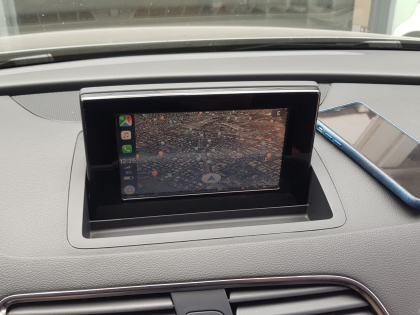 Αναβάθμιση εργοστασιακής οθόνης με Wireless Apple CarPlay/Android Auto σε Audi Q3 8U