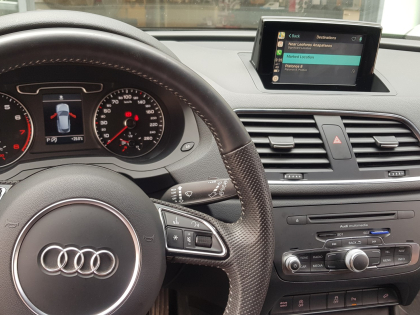 Αναβάθμιση εργοστασιακής οθόνης με Wireless Apple CarPlay/Android Auto σε Audi Q3 8U